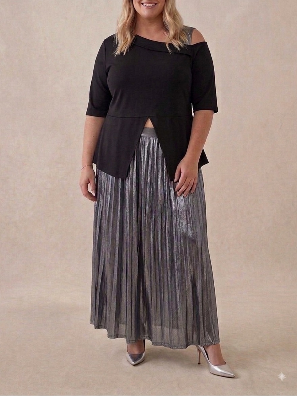 Women's Metallic Silver Pleated Skirt Set